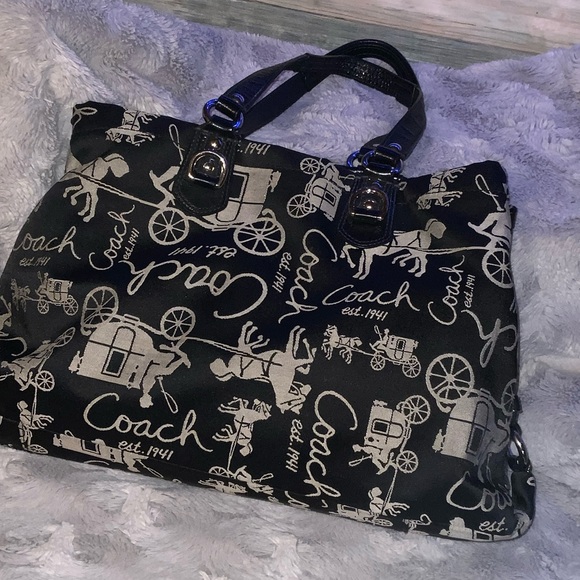 Coach Horse & Carriage Bag - Picture 3 of 16